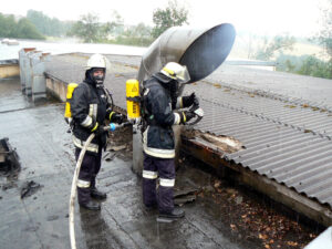 bild1-300x225 Brand Halle Tännesberg