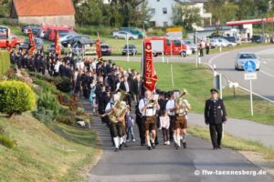 20110917_180116-300x200 Gerätehauseinweihung