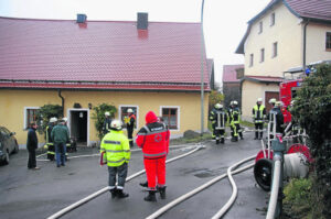 20121105-300x199 Brand Gebäude Tännesberg