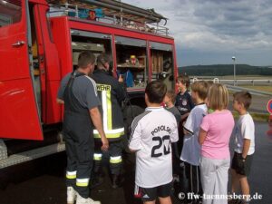 100_0196-1-300x225 Verein macht Schule