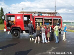 100_0205-1-300x225 Verein macht Schule