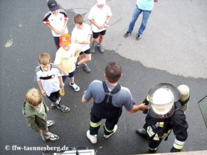 100_0225-1-300x225 Verein macht Schule