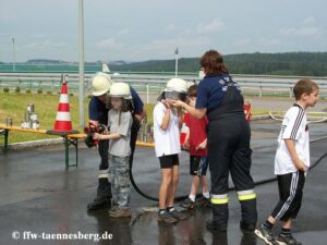 100_0230-1-300x225 Verein macht Schule