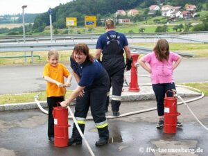 100_0248-1-300x225 Verein macht Schule