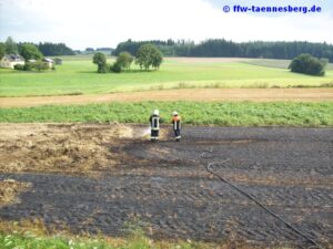 100_0444-300x225 Brandeinsatz, Flächenbrand - Großenschwand 