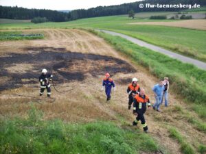 100_0445-300x225 Brandeinsatz, Flächenbrand - Großenschwand 