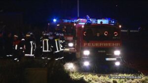 14-300x169 Blitzschlag setzt Feldscheune in Brand rund 30.000 Euro Sachschaden