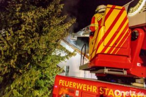 1590045021_3-300x199 Alarm in Atzenhof: Brand bedroht Wohnhaus