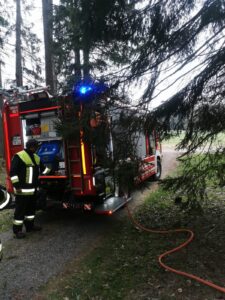 1650532776_2-225x300 Brand B1 - Kleinbrand im Freien