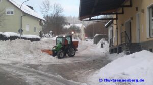 28122010018-300x168 Verkehrsabsicherung für Winterdienst Tännesberg