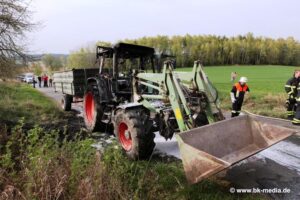 K800_bkmedia_IMG_6583_1-300x200 Brand landwirtschafliches Fahrzeug, beim Eintreffen Brand bereits gelöscht Gleiritsch