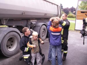 PICT0035-300x225 Ferienprogramm: Aktionstag der Feuerwehr mit Vorführungen