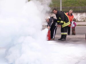 PICT0046-300x225 Ferienprogramm: Aktionstag der Feuerwehr mit Vorführungen