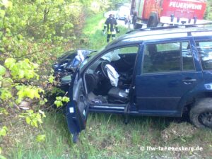 bild0010-300x225 THL, Verkehrsunfall B22, Großenschwand - Woppenrieth