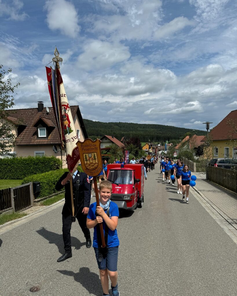 feuerwehr_taennesberg__2024-07-01T175723.000Z_1-819x1024 Teilnahme 125 Jahre FFW Hagendorf