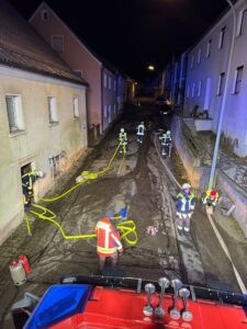 WhatsApp-Bild-2025-01-14-um-09.58.35_1678a1d4-225x300 Einsatzübung Wohnungsbrand