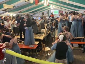 2025052553-Holz-Stouss-Buam-300x225 Tausende Menschen feiern drei Tage lang 150 Jahre Feuerwehr Tännesberg