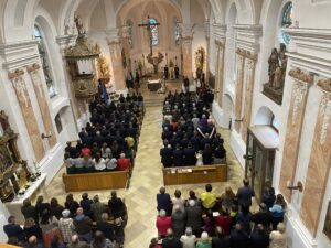 202505256-Feierlicher-Festgottesdienst-300x225 Tausende Menschen feiern drei Tage lang 150 Jahre Feuerwehr Tännesberg